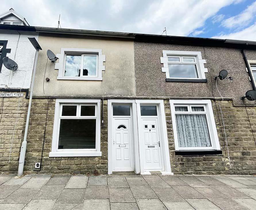 2 bedroom mid terrace house SSTC in Barnoldswick - Main Image